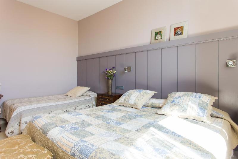 Anita'S Bed And Breakfast Барселона Екстериор снимка
