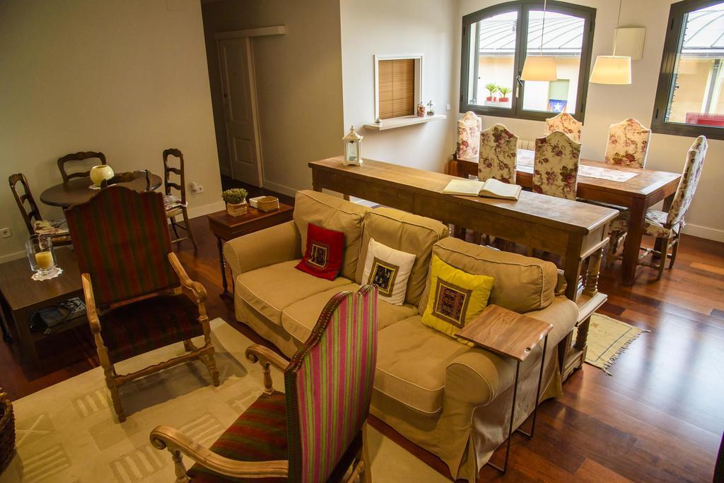 Anita'S Bed And Breakfast Барселона Екстериор снимка